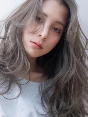 ​春天必备最流行烫发发型  减龄又瘦脸美美哒
