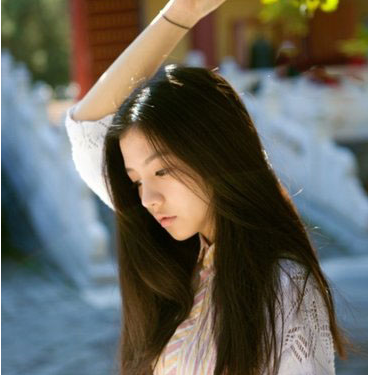 女生最流行的长直发 最有气质的流行直发发型
