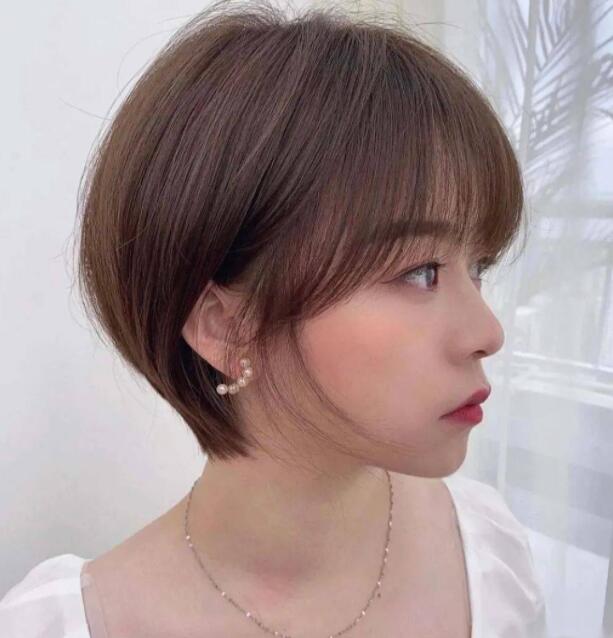 短发图片女2021新款,人气首选的短发