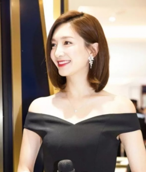 显瘦的女生短发发型 齐肩锁骨发不仅时尚还彰显气质