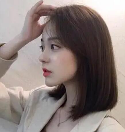 女士时尚潮流短发发型图片 清爽时髦有个性