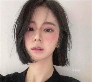 短发图片女潮大全图片,清新自然发型的首选