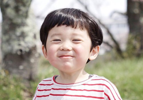 2岁男幼儿短发如此多 你家儿子却是光头 2021年男宝宝热点短发盘点
