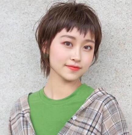 今年最流行的短发女,看了你就会心动的短发发型