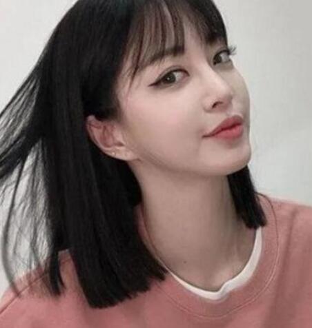中长短发直发发型2022 你离女神发型只有一步之遥!