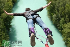 蹦极有年龄限制吗？玩蹦极有年纪限制吗？