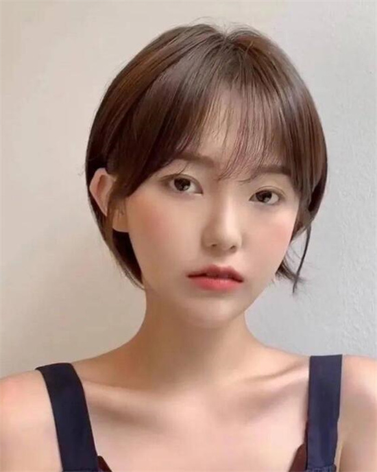 短发图片女2021新款图片,这3款短发一定是人气之选