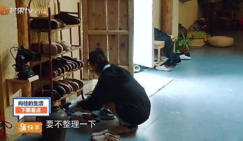 佟丽娅戚薇录向往：城市女孩体验乡村生活（组图）
