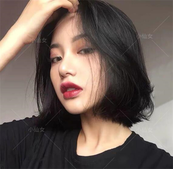 韩式中分短发女2021,瞬间变身潮流女神