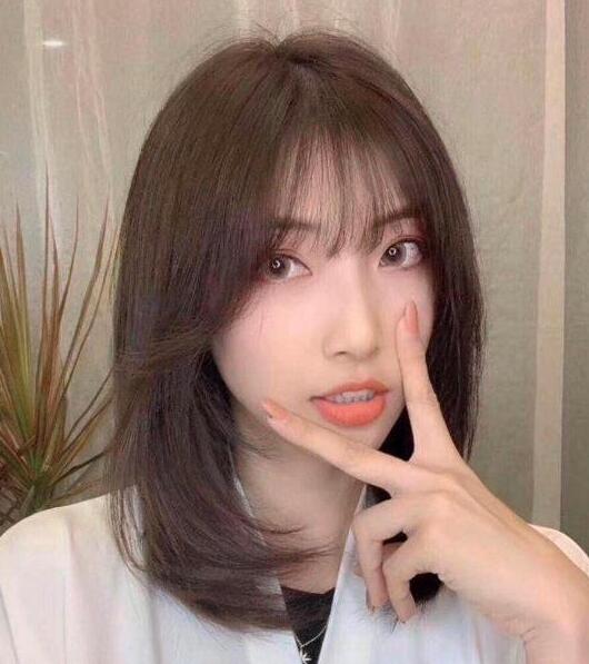 2022减龄锁骨发型,显脸小又上档次的锁骨发发型