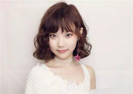 绝美修脸女生短发 长发一剪遮三丑