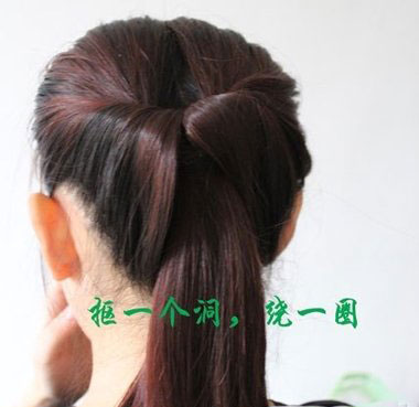 流行日常盘头发型 中长发日常简单盘发技巧图
