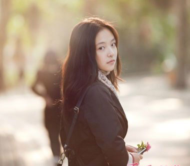 垫高烫发发型 女生各种烫发发型图片及名称