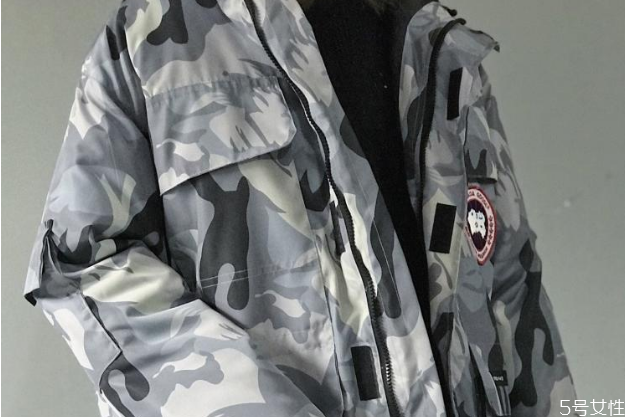 加拿大鹅正品和仿品的区别 加拿大鹅如何鉴别
