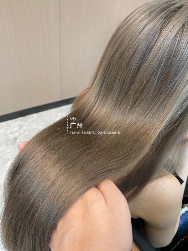 发色推荐亚麻灰棕色混血儿时髦