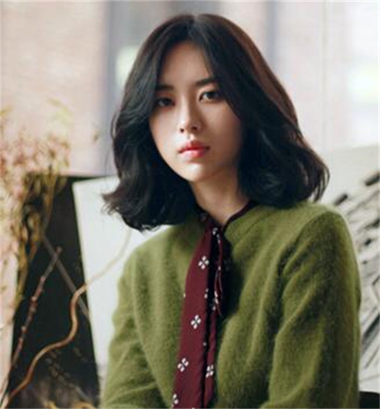 女生短发发型高中图片,高中小姐姐的福利来了