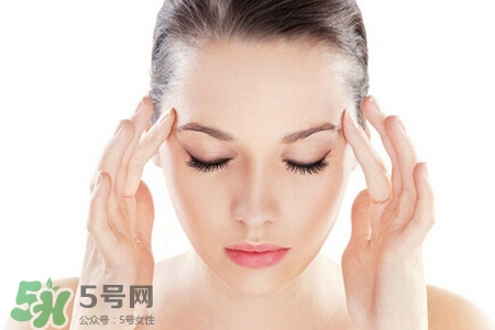脸上脱皮是缺维生素吗？脸上脱皮是缺什么维生素？