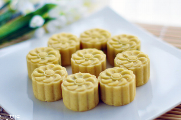 绿豆糕是什么节日吃的 一般是端午节
