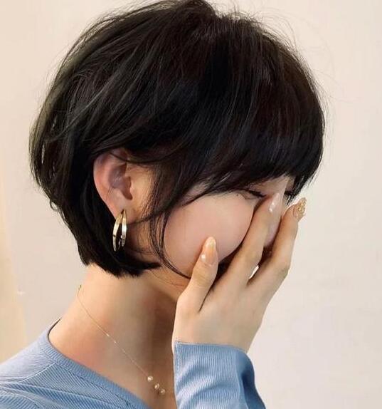 30一40岁女人发型短发,时髦又不失气质
