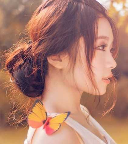 满分发型：冬季时尚最新气质盘发