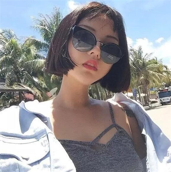 有层次感的短发女韩式图片 甜美可人的短发发型