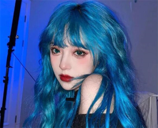 适合女生染的头发颜色 INS最火的染发颜色推荐