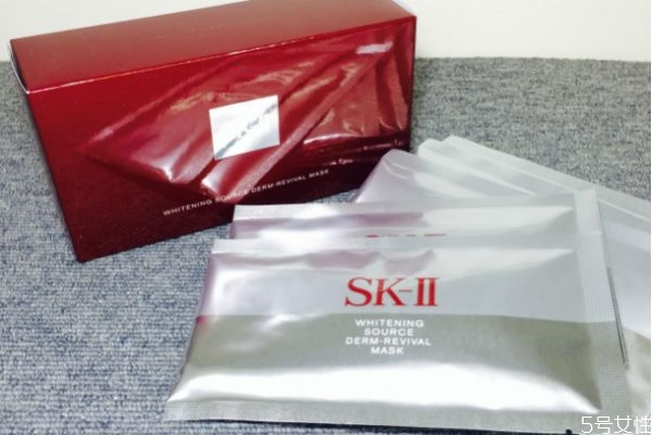 先敷面膜还是先抹安瓶 安瓶和面膜的使用顺序