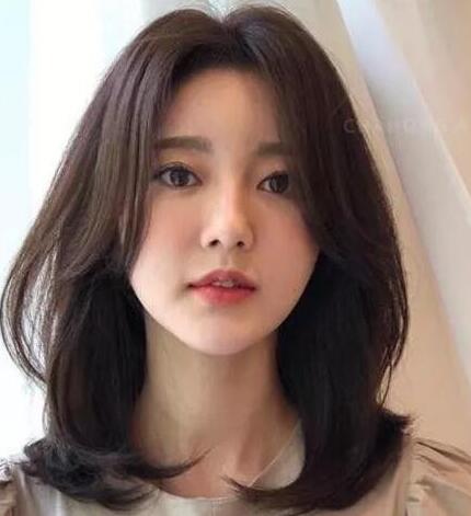 不用打理的锁骨烫,初冬韩国超红的卷发