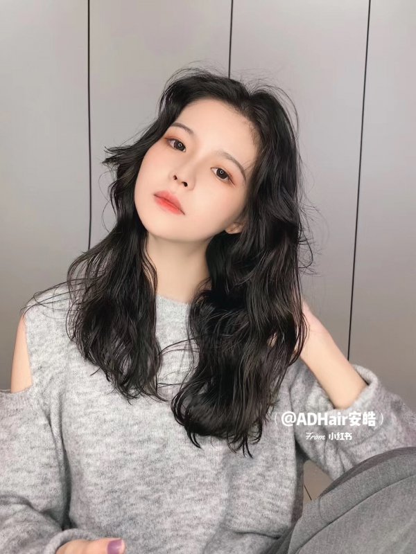 中长发慵懒木马卷 减龄又不小女人 不小众