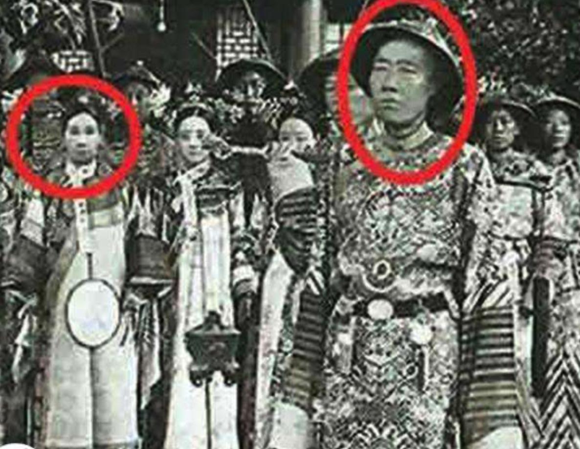 李莲英和慈禧亲密到什么程度？李莲英是真太监还是假的