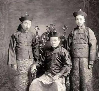 清末贝勒烂大街是什么梗，清末有多少贝勒？