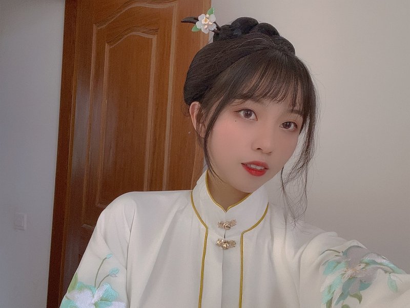 大明少女来报道：怎么我的盘发就这么Emmm