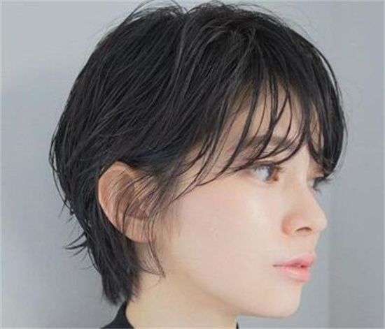 2021夏天短发发型女 女生短发你知道几种？