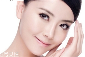 脸上过敏敷什么面膜好 脸上过敏的预防和护理