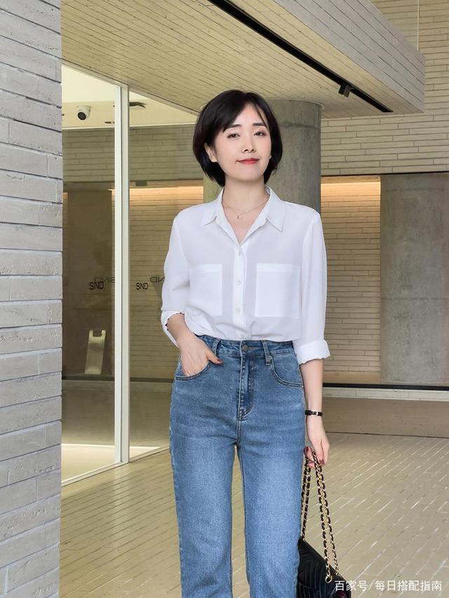 夏天的“薄衬衫”怎么穿才时髦？手把手教你