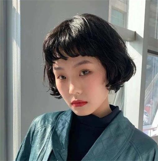 最新短发发型图片女2021 快来换上最新的短发发型