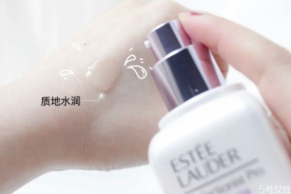 雅诗兰黛肌光精华可以白天用吗 雅诗兰黛肌光精华成分