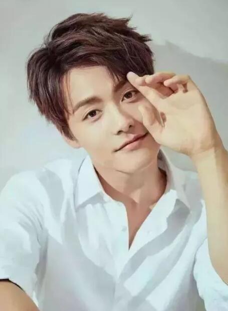 韩式发型男三七分,试试怎么样才适合你呢
