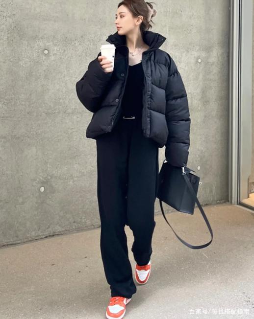 羽绒服里面穿什么？建议多选这“3种”内搭