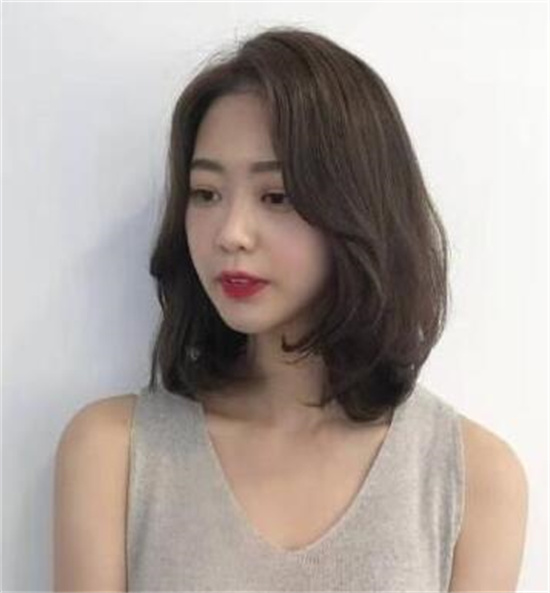 短发直发发型女齐肩 短发齐肩发怎么剪好看