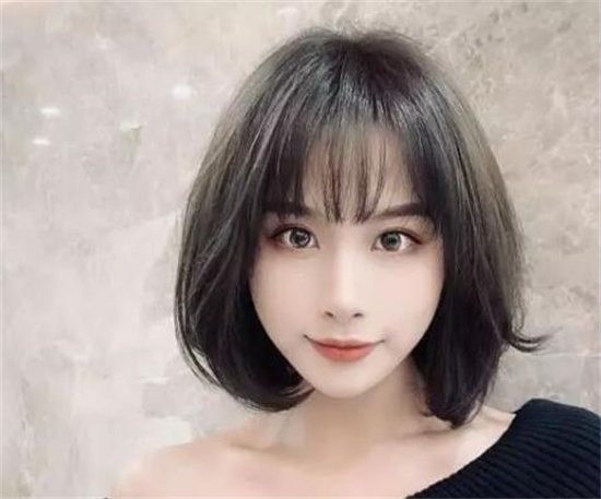 长发大波浪短刘海2021,适合大部分女生的发型