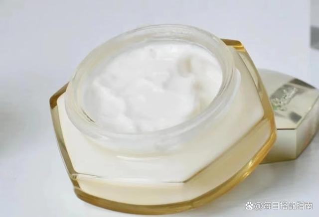 40+女人都需了解的5款贵妇面霜，阿玛尼只是其一