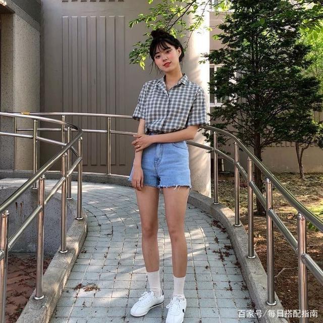 小个子女生的夏季穿搭，尽量避开这些雷区，时尚才能离你越来越近！