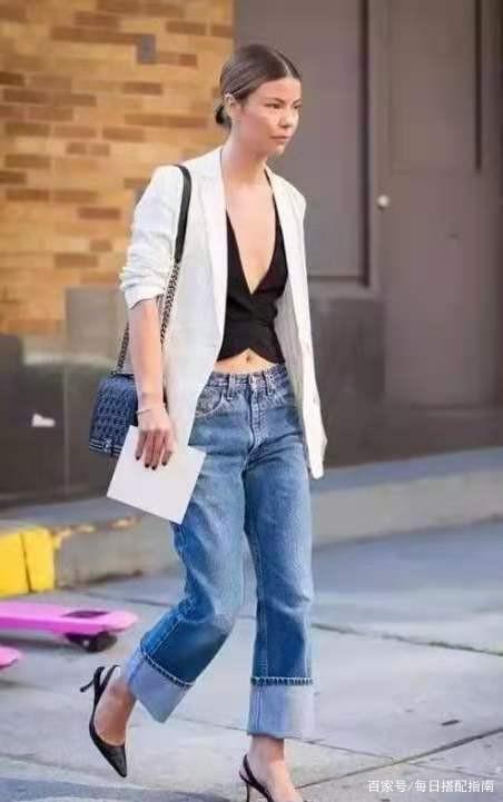 女人不管多少岁,入秋穿裤子谨记这“4不要”,显胖显矮还没气质! 女人不管多少岁,入秋穿裤子谨记这“4不要”,显胖显矮还没气质!