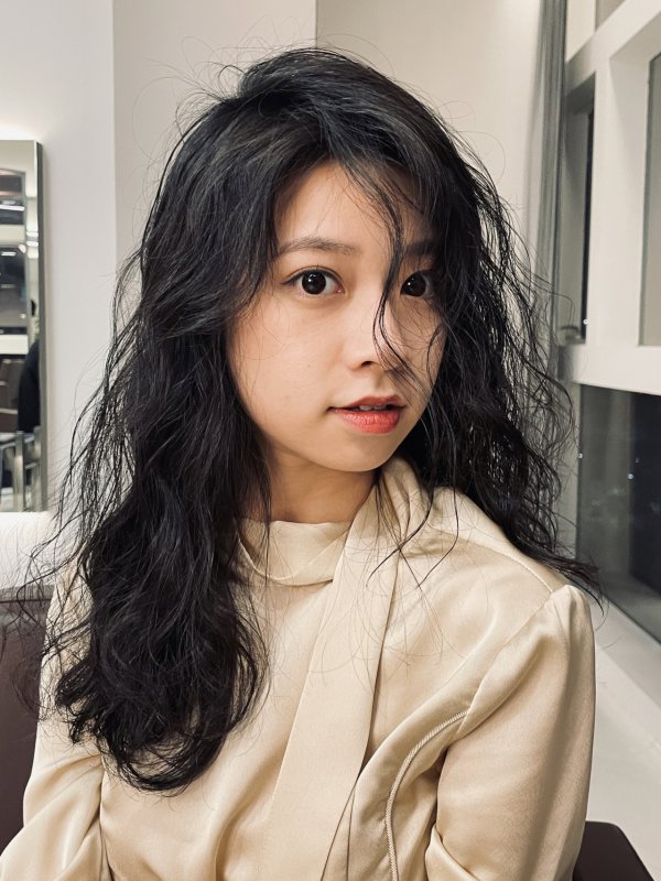 懒人必备的女生长发港风慵懒卷发太洋气啦