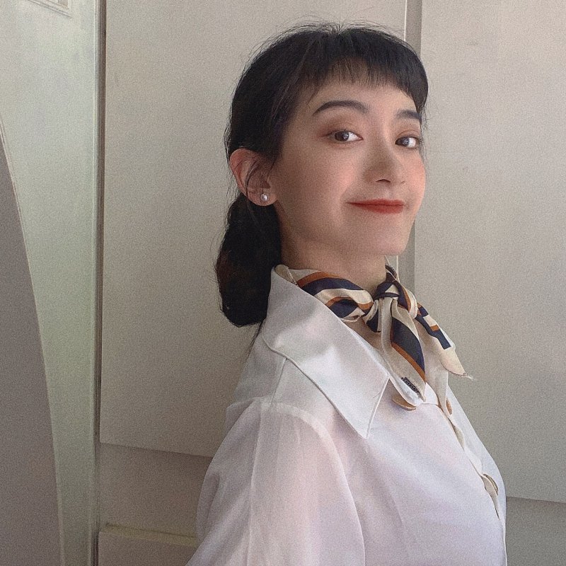 赫本同款刘海get！适合方脸女孩的绝美发型