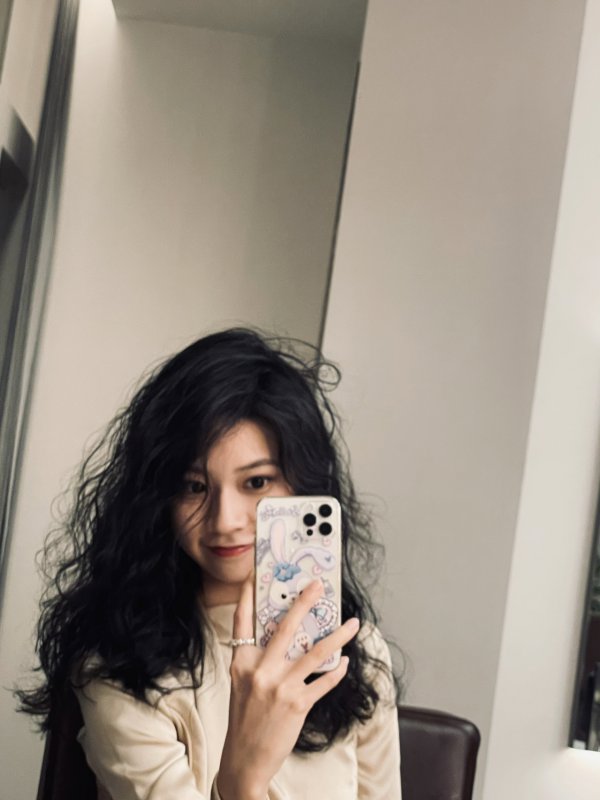 懒人必备的女生长发港风慵懒卷发太洋气啦