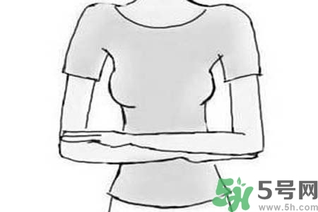 乳房上有硬块怎么办？乳房有硬块的病因是什么？