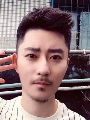 男生短发精神帅气发型  最流行的男士发型