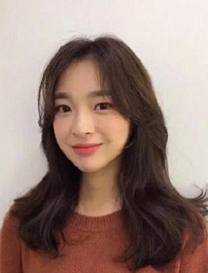 女生大脸尖适合剪短发吗  三个特征不适合